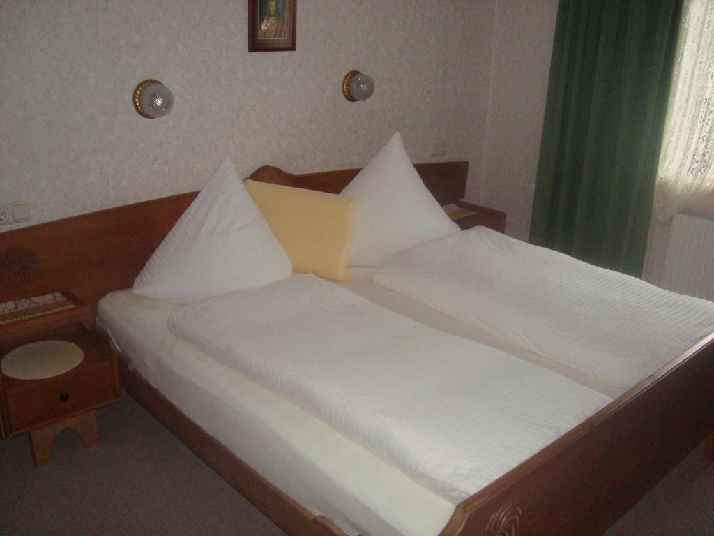 Hotel S'Hoamatl Höfen Pokoj fotografie